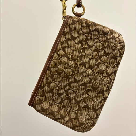 Coach brown monogram wristlet - Picture 3 of 5